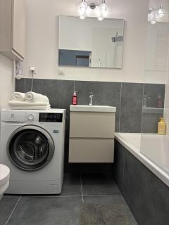ATJ Kierbedzia - Olinek, AC, free parking, balcony - 8