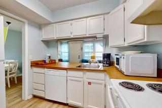 Sea Breeze 206 - The Lucky Pelican - 2