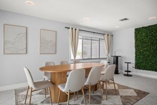 Pool Home Oasis - Minutes to the Beach & Downtown - 7