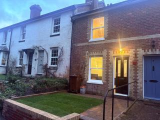 Church Cottage Cosy 3 Bed Victorian House in Frant - 0