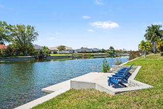 Coral Oasis Pet Friendly, SPA Pool on Freshwater Canal - 8