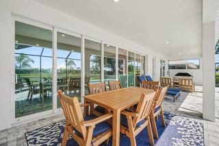 Coral Oasis Pet Friendly, SPA Pool on Freshwater Canal - 4