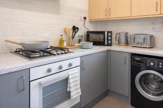 7 Single Beds perfect for work groups or families - 7