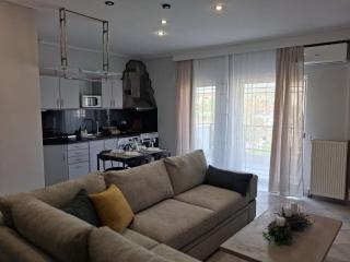 Elissavet Maison - 2