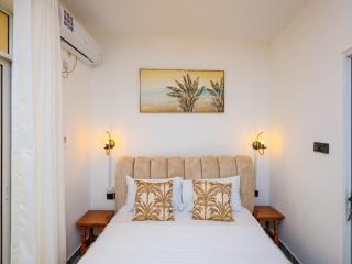 Stylish Studio with Rooftop Pool - Mtwapa - 1