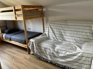 Lotus Pearl Lake Retreat Apartments - 6