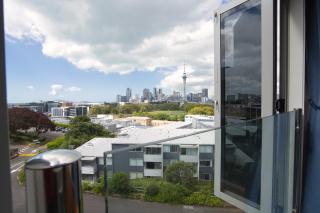 3 Bedroom Split Level 125sqm Sub Penthouse in St Marys Bay - 8