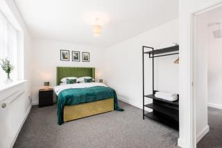 Birmingham Estate - Contractor & Group Accommodation - Secure Parking - 7