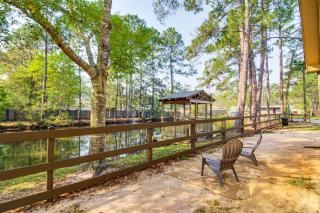 Spacious Yard! Navarre Home in Quiet Neighborhood - 7