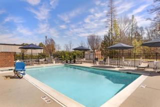 Best Western Plus Glen Allen Inn - 7