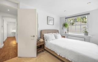 Streatham On Common Secure Parking, Luxury, Peaceful, Spacious same as 5star Hotel Suite - 4