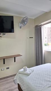 Hostal Plaza Grau - 2