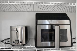 Stylish Apt 3BR, Near NYC, EWR & Free Parking - 2