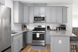 Stylish Apt 3BR, Near NYC, EWR & Free Parking - 7