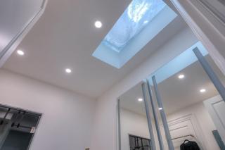 Artsy-Lux Home w Incredible City Views - 5