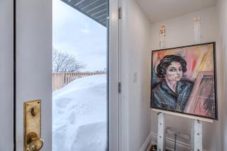 Artsy-Lux Home w Incredible City Views - 7