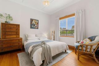 Cabbage Tree Cottage - 1