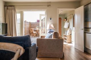 Beautiful 2 Bedroom Home in The Cotswolds - 6