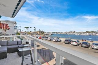 Amazing Views of Bay Beach and Marina Park-1807 home - 5