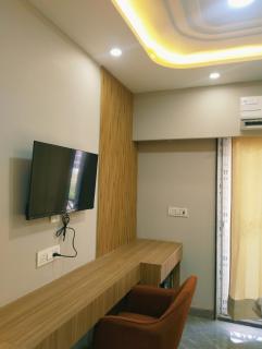 Deluxe Room in Vrindavan near Prem mandir - 3