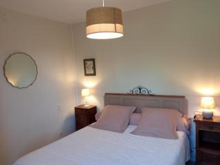 Charmante Maison de Campagne avec Jardin Clôturé, Cheminée et Wi-Fi Proche de la Dordogne - FR-1-616-150 - 1