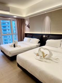 Venice Luxe Twin Bed Stay ,Pool, Kitchen - Manila - 4