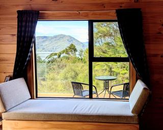 Absolute Tranquility - surrounded by native bush - 1