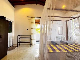 Villa 51 - First & Second Floors 4 B Gateways - 6