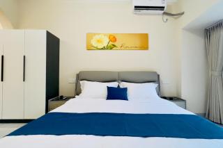 Luke Cloud MVHG-s store - 2