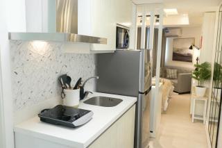 Azure Luxe Haven by Irene - 2