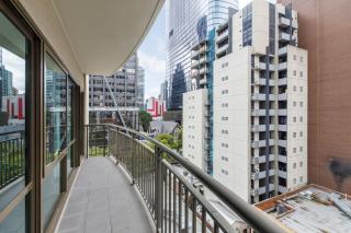 Modern Nomads Living by the CBD Urban style 1BR with balcony - 5