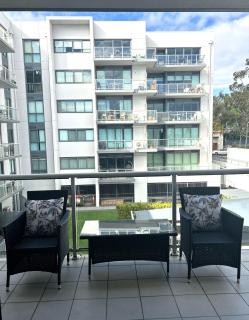 THE WATERFRONT APARTMENTS Family Executive Apartment with Courtyard Views located on the Geelong Waterfront - 2405 - 7