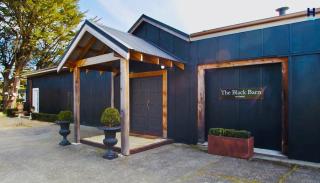 The Black Barn At Puketitiri - 6