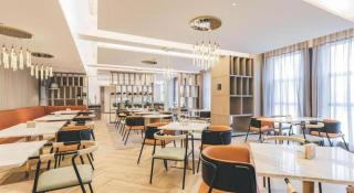 Atour Hotel Chengdu Tianfu New District Huayang Metro Station - 5