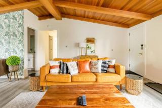 8BR BBQ Garden Des Moines Sophari Home J - 5