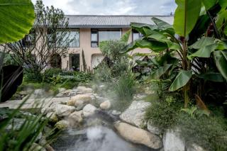 Moroccan Oasis Loft at Longkan Wharf with Garden Cafe - Walk to Erhai Lake 50 meters - Free Breakfast - 4