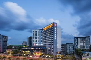 Paradise Jinjiang Hotel - 4