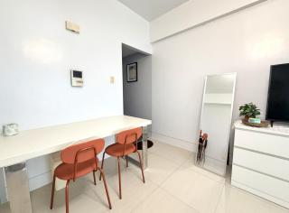Cozy Studio Near Greenbelt, Legazpi Village Makati City - Manila - 8