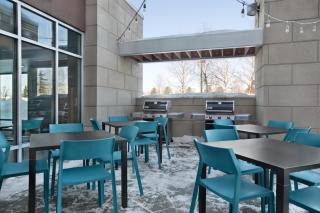 Home2 Suites by Hilton Anchorage/Midtown - 8