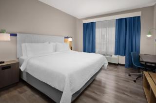 Garner Hotel Lincoln North by IHG - 9