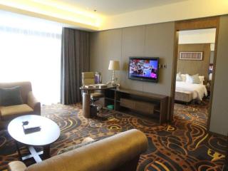 Wuhan Gleetour Hotel - 7