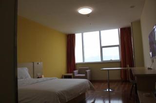 7 Days Inn Qingdao Liaoyang West Road Xinye Plaza Metro Station - 3