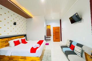 RedDoorz at Hotel Dieng Berastagi - 7