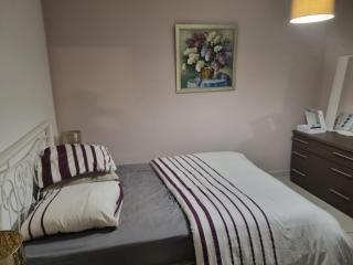 T2, rez de villa avec piscine - 7