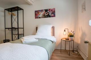 janu-homes - 3 Zimmer Apartment - 4 Betten, Waldblick vom Kirchplatz - 6