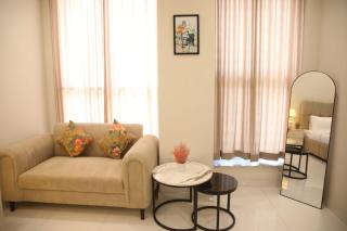Retreat Apartments - 4