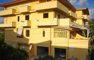 Cozy Apartment In Ricadi With Wifi - 2