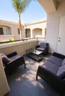 Luxury 1BR & 2BR Near Venice Beach MDR Retreat with Pool & Spa - 8
