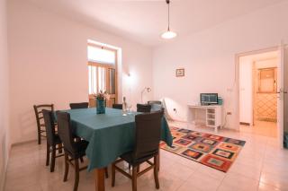 Central in Santa lucia 2BR-1BA - 0