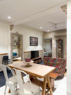 One Uptown 103 Central Stylish 1BHK Loft - Jaipur - 1